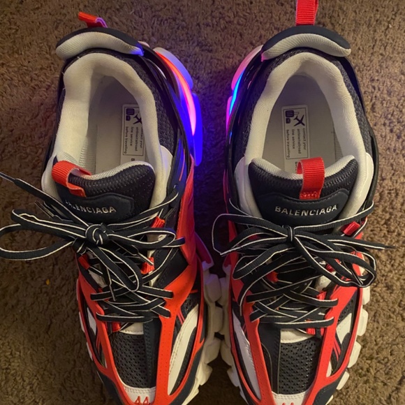 Balenciaga Track Leather Trainers - Picture 6 of 8